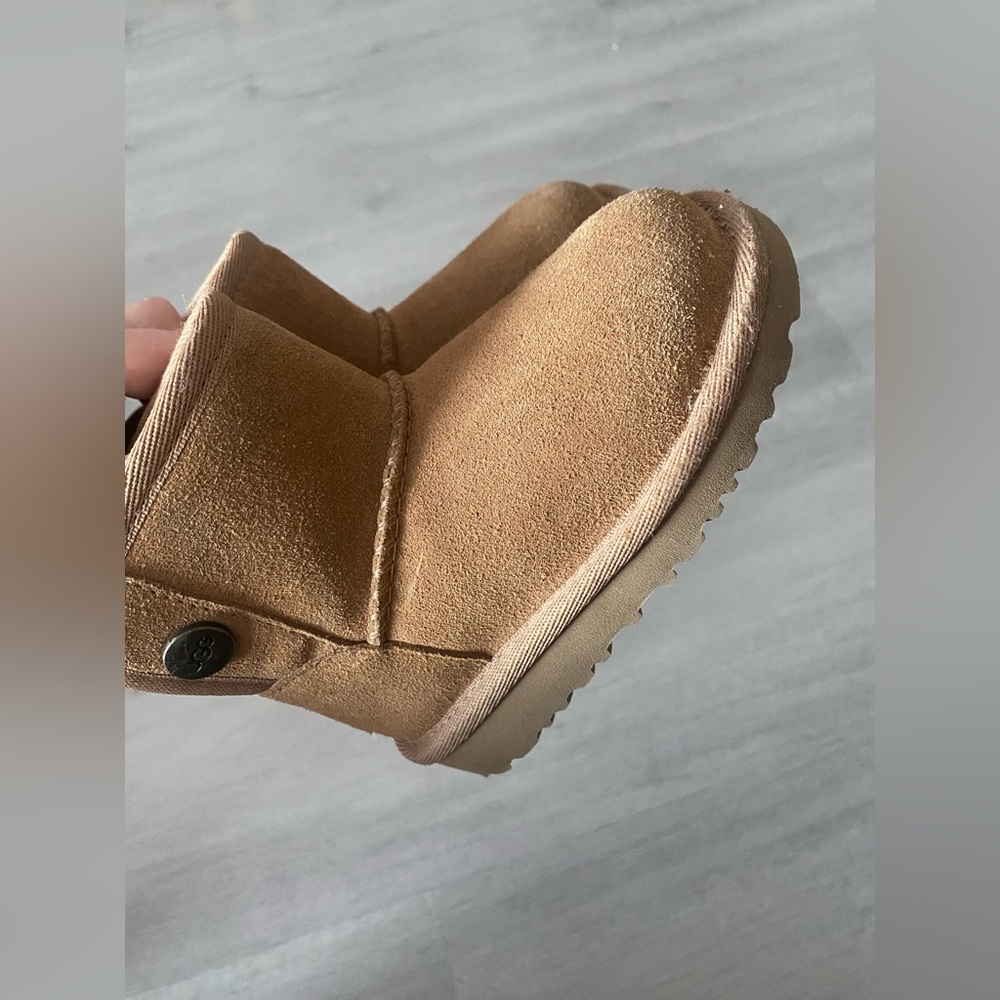 UGG Tan Kids Boots